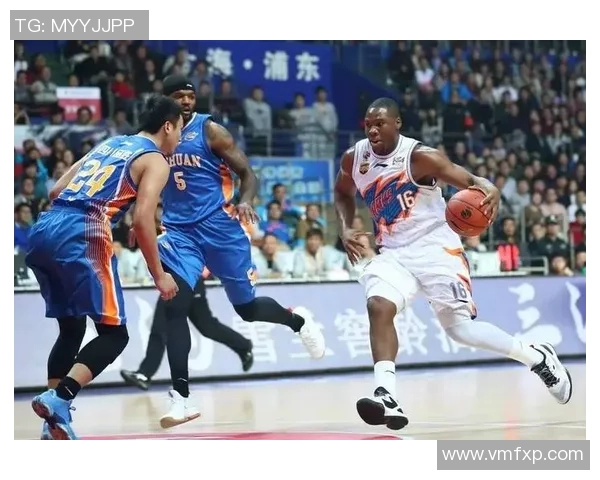 武汉篮球队强势领跑冠军赛积分榜总分达61分展现实力